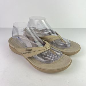 CROCS Capri Womens Flip Flop Size 10  Leather Strappy Sandals Tan Beige Comfort